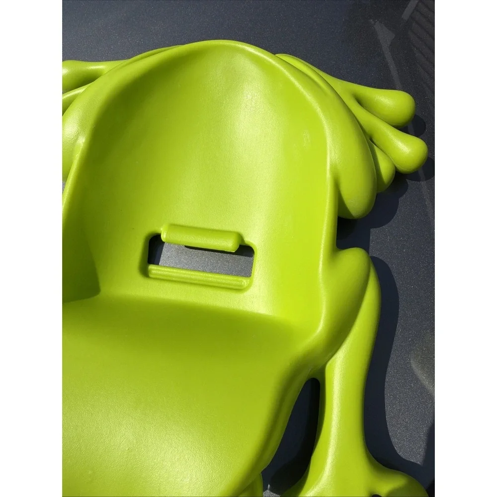 Boon Frog Pod Bath Tub Toy Scoop & Storage Holder Caddy Storage Pool Water Green